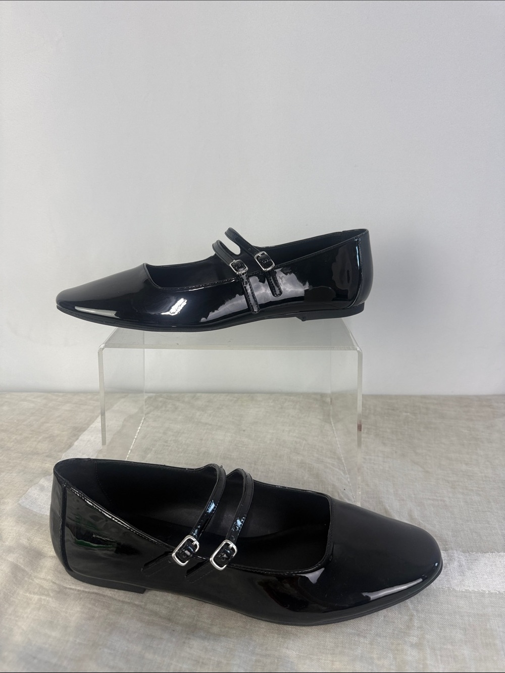 AQUA BLACK PATENT FLAT MARY JANES SHOES